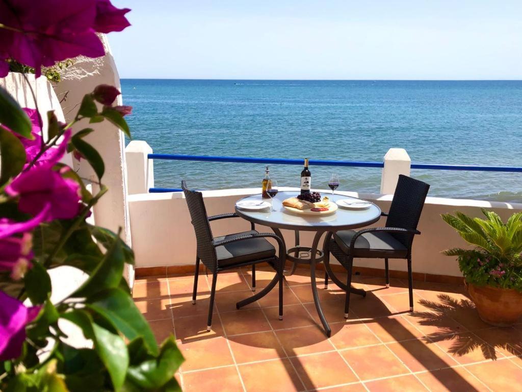 Beach Side Apartments Calahonda Sitio de Calahonda Dış mekan fotoğraf